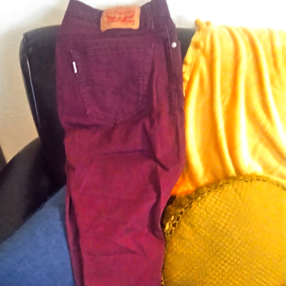Levi's Burgundy Slim Fit Jeans